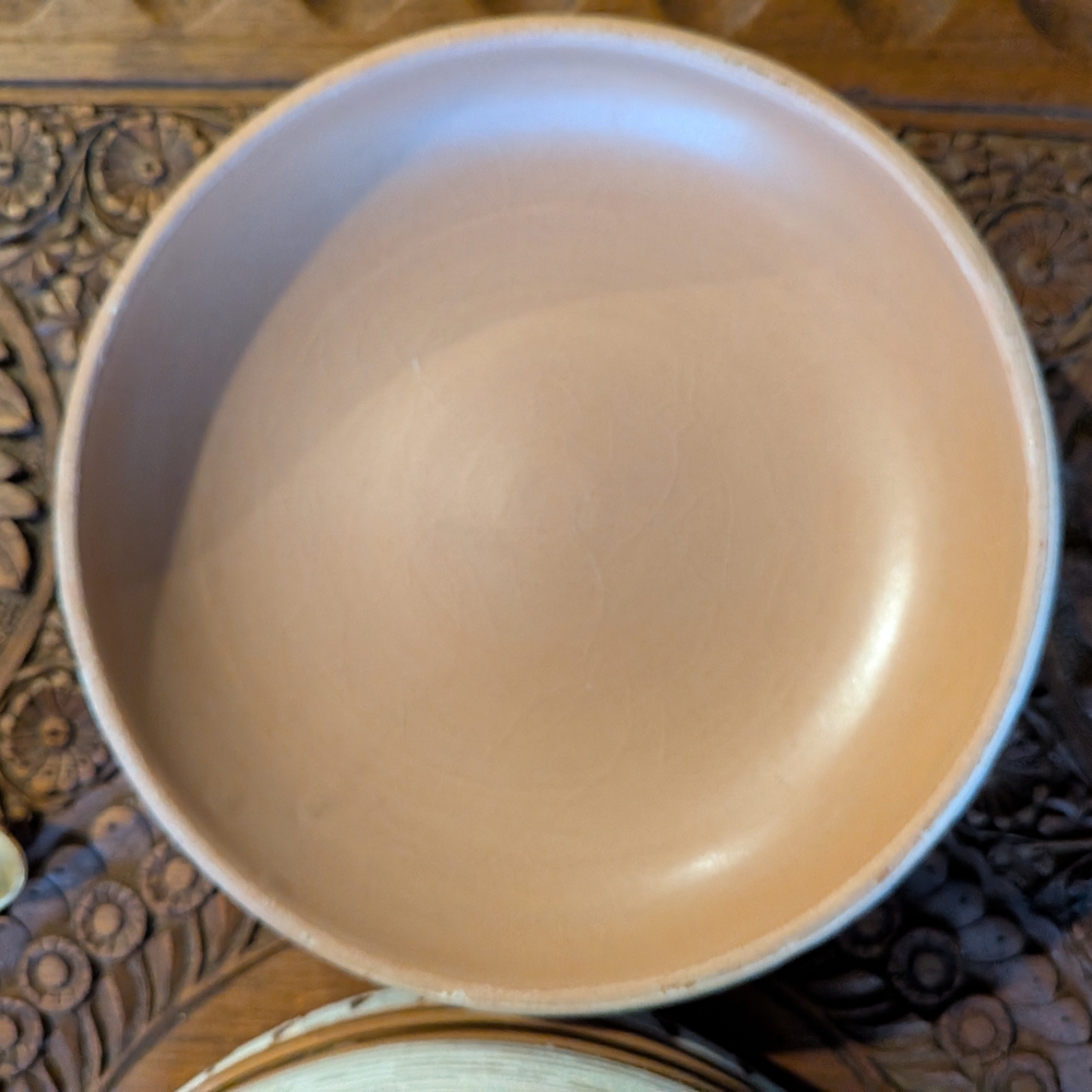 Elegant‎ Gold and Cream Decorative Bowl - Picture 10 of 13